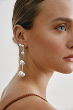 Load image into Gallery viewer, ‘GROW’ Long Ball Earring
