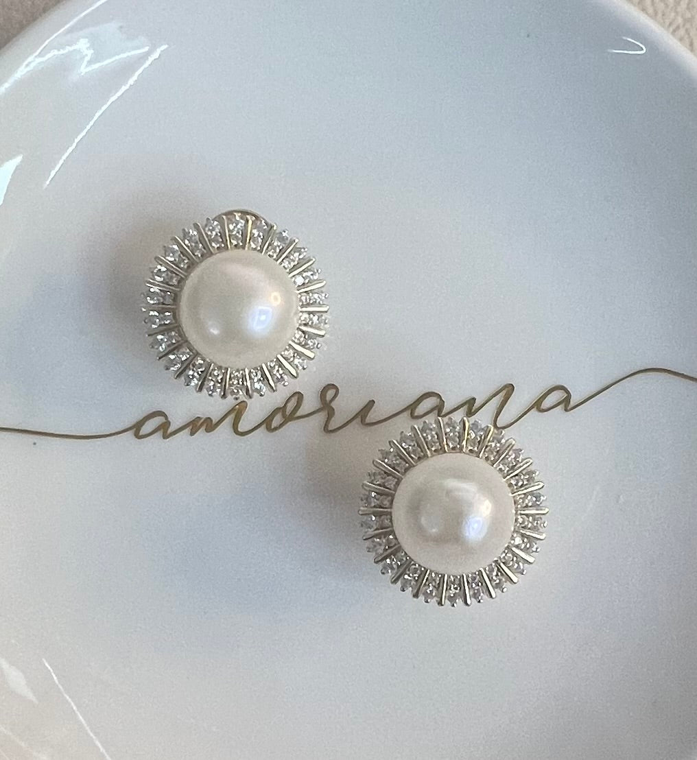 ROUND ZIRCONIA PEARL STUD