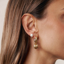 Load image into Gallery viewer, &#39;BLANCHE&#39; Earrings -Small-
