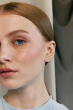 Load image into Gallery viewer, GEA Crawler Earring Gold
