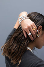 Load image into Gallery viewer, JASMINE BRACELET SILVER
