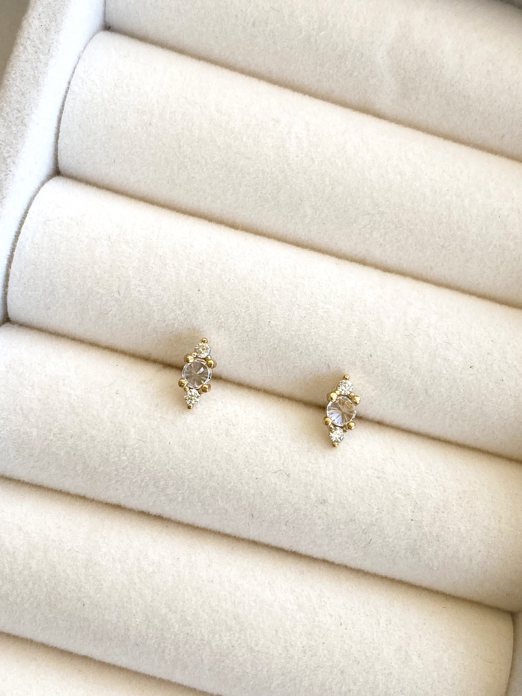 TINY ZIRCONIA STUD